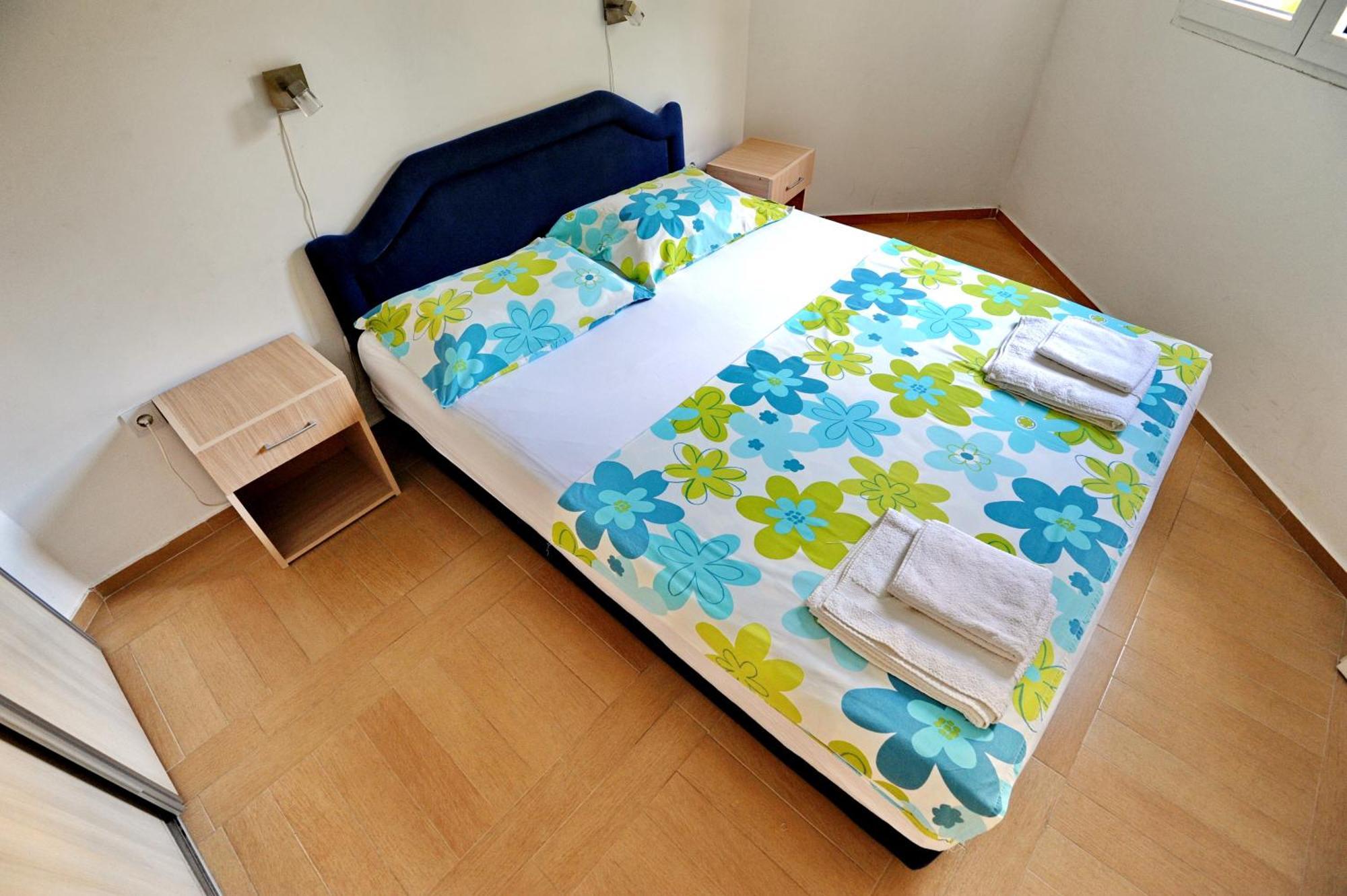 Apartments Kriva Ulica Kotor Habitación foto