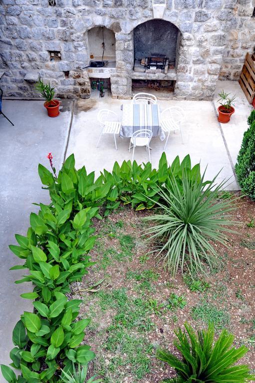 Apartments Kriva Ulica Kotor Habitación foto