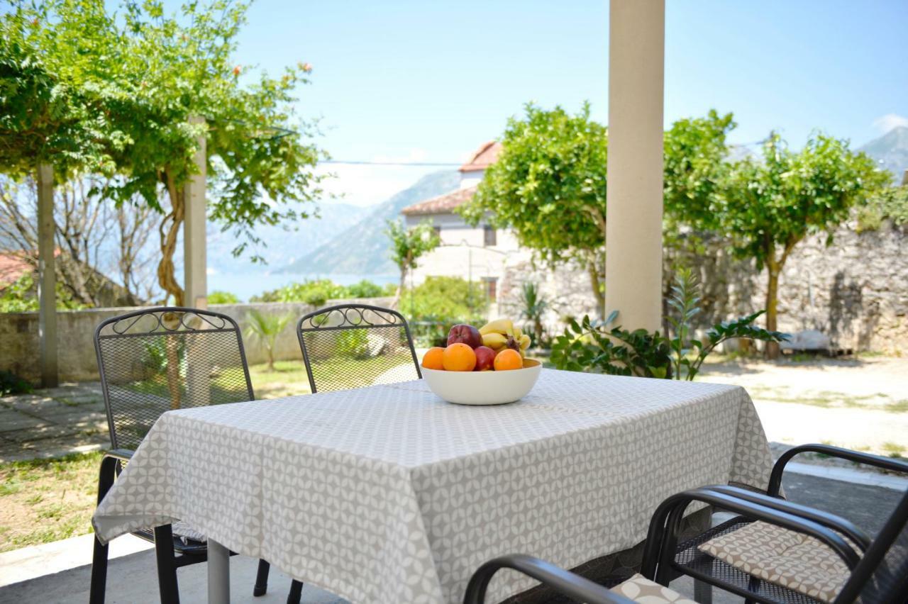 Apartments Kriva Ulica Kotor Exterior foto
